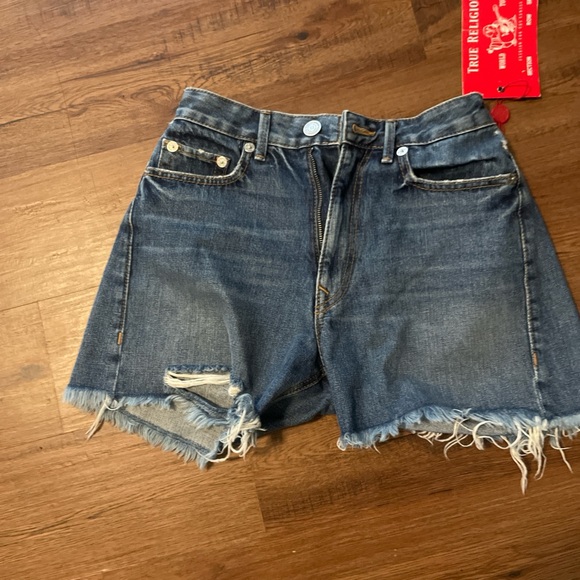 NWT never worn True religion shorts - Picture 3 of 3